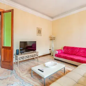  Apartment Under The Basilica Of Sant'andrea